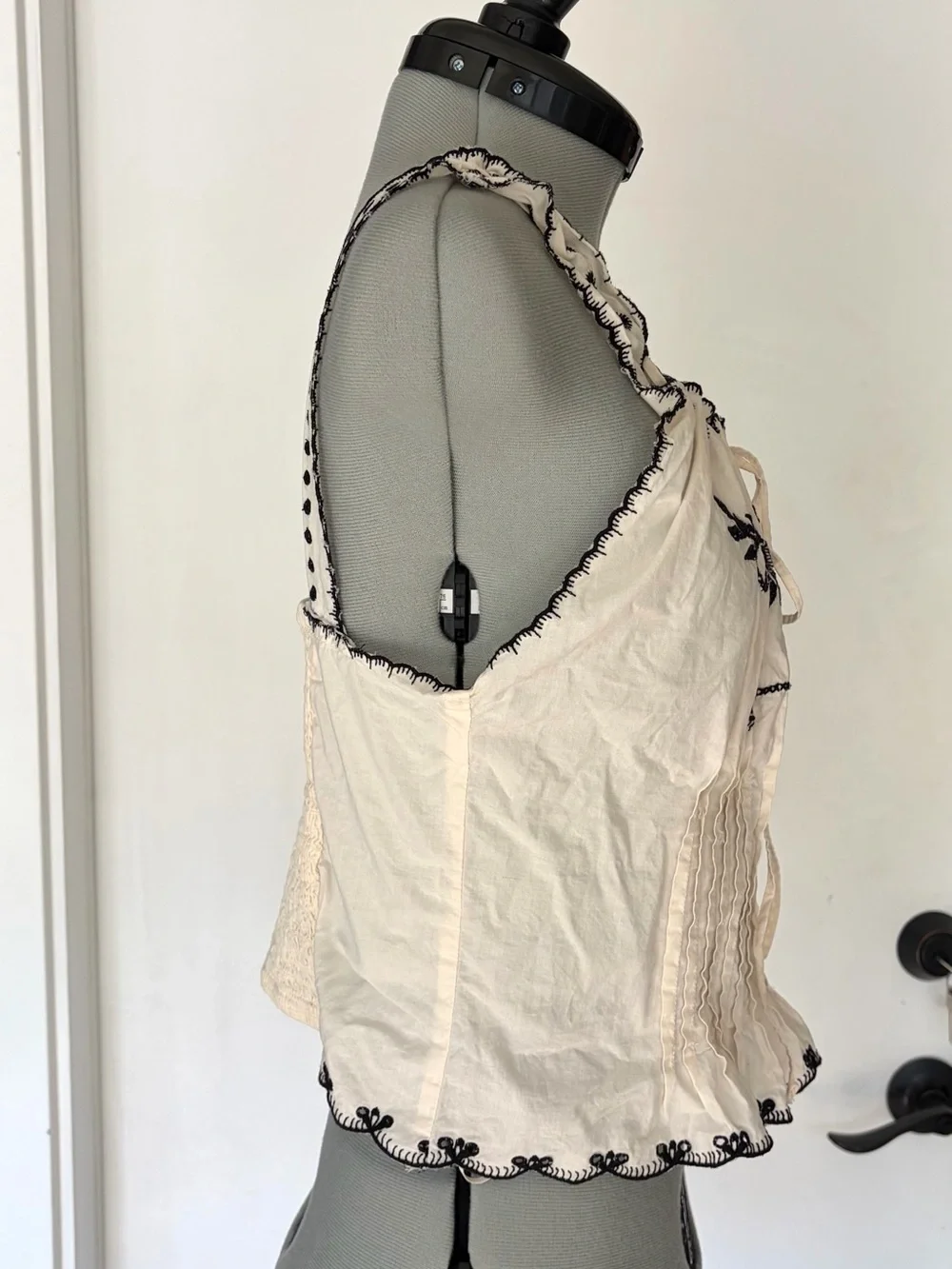 Free People Cotton Embroidered Camisole, lacing and pleat detail, smocked, S,EUC